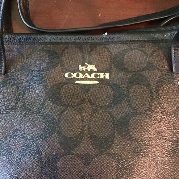 Coach Zip Top Tote in Signature Canvas - Im/Khaki Sedona (4455) - Picture 4 of 6